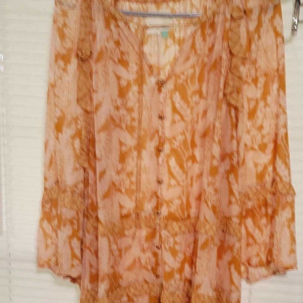 Beautiful orange and cream boho 2x top by Anthropologie